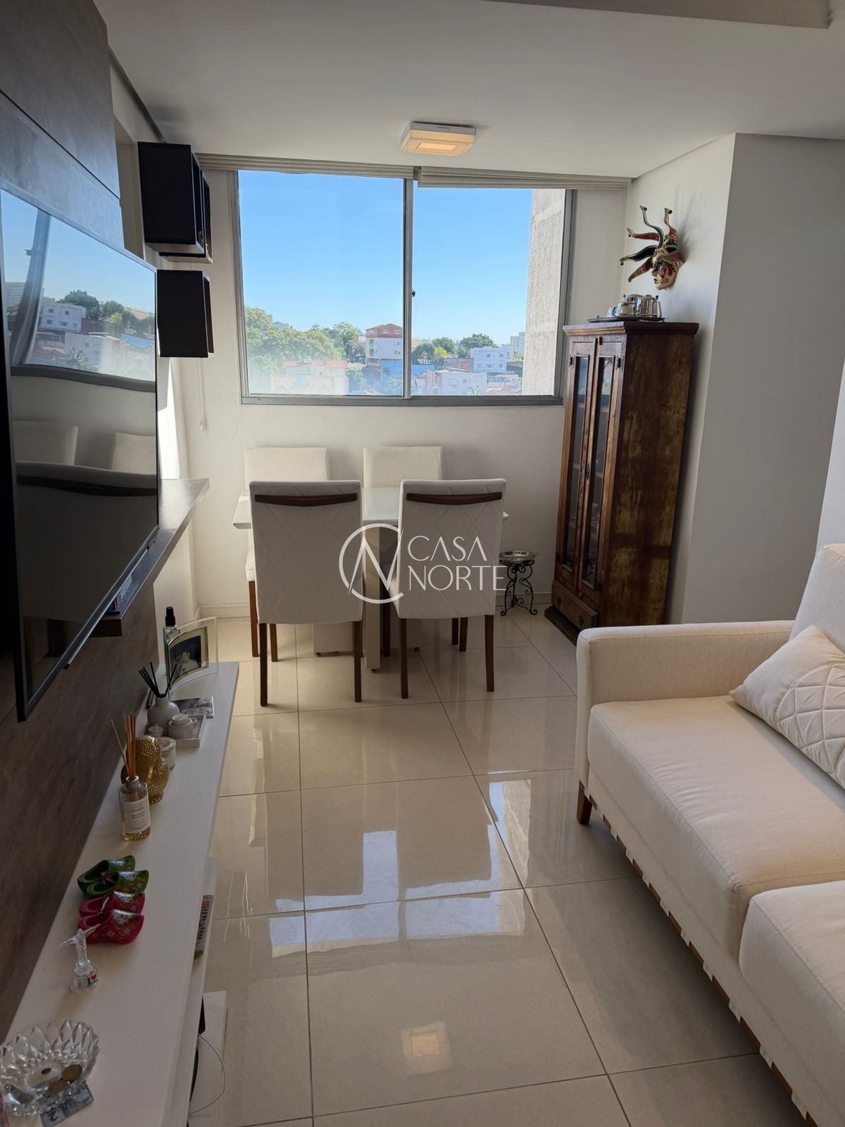 Apartamento à venda com 3 quartos, 66m², 1 suíte, 1 vaga, Rua Engenheiro Sadi Castro no bairro Sarandi em Porto Alegre