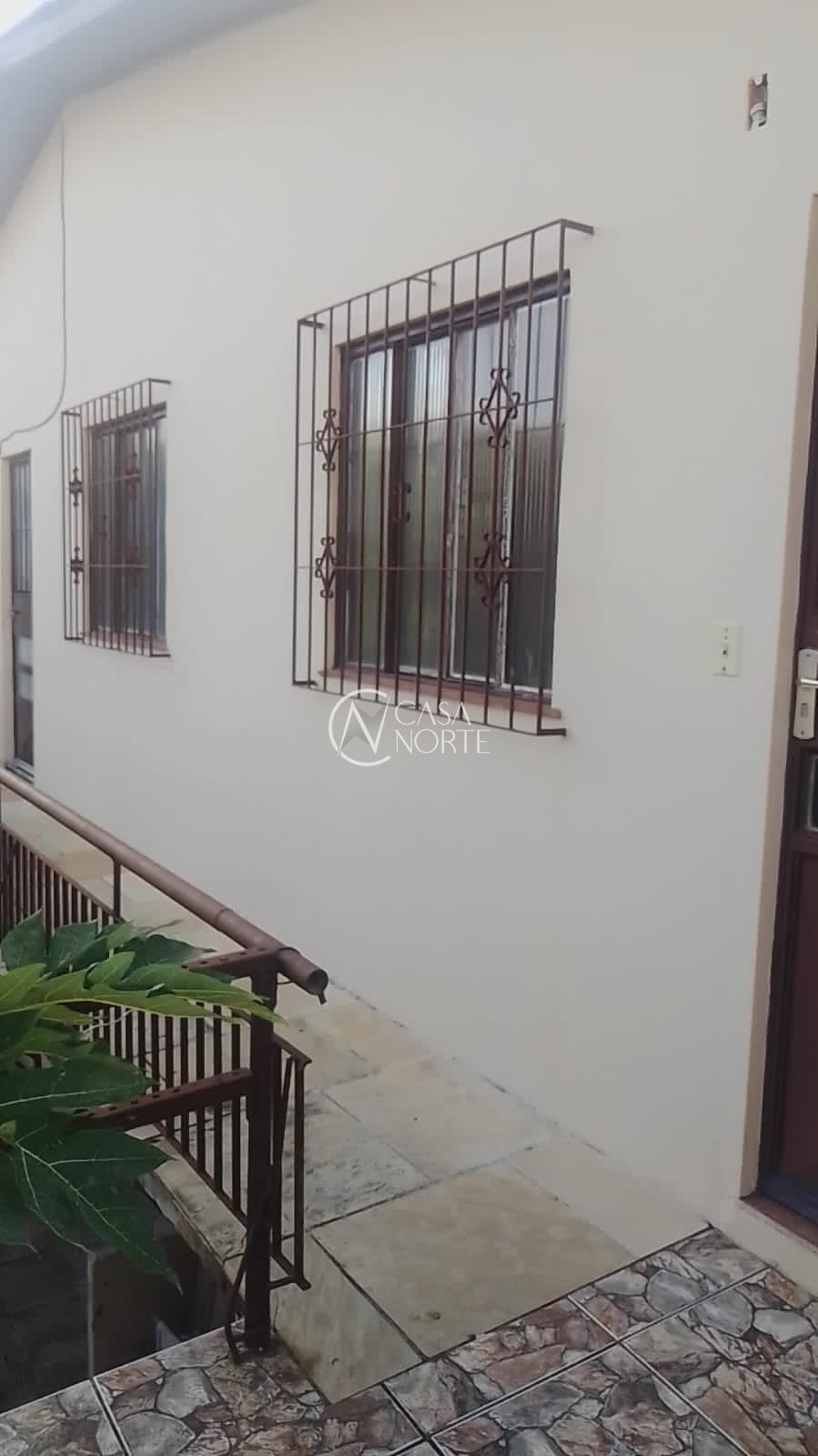 Casa à venda com 3 quartos, 232m², 1 suíte, 3 vagas, Rua Adolfo Silva no bairro Jardim Itu em Porto Alegre