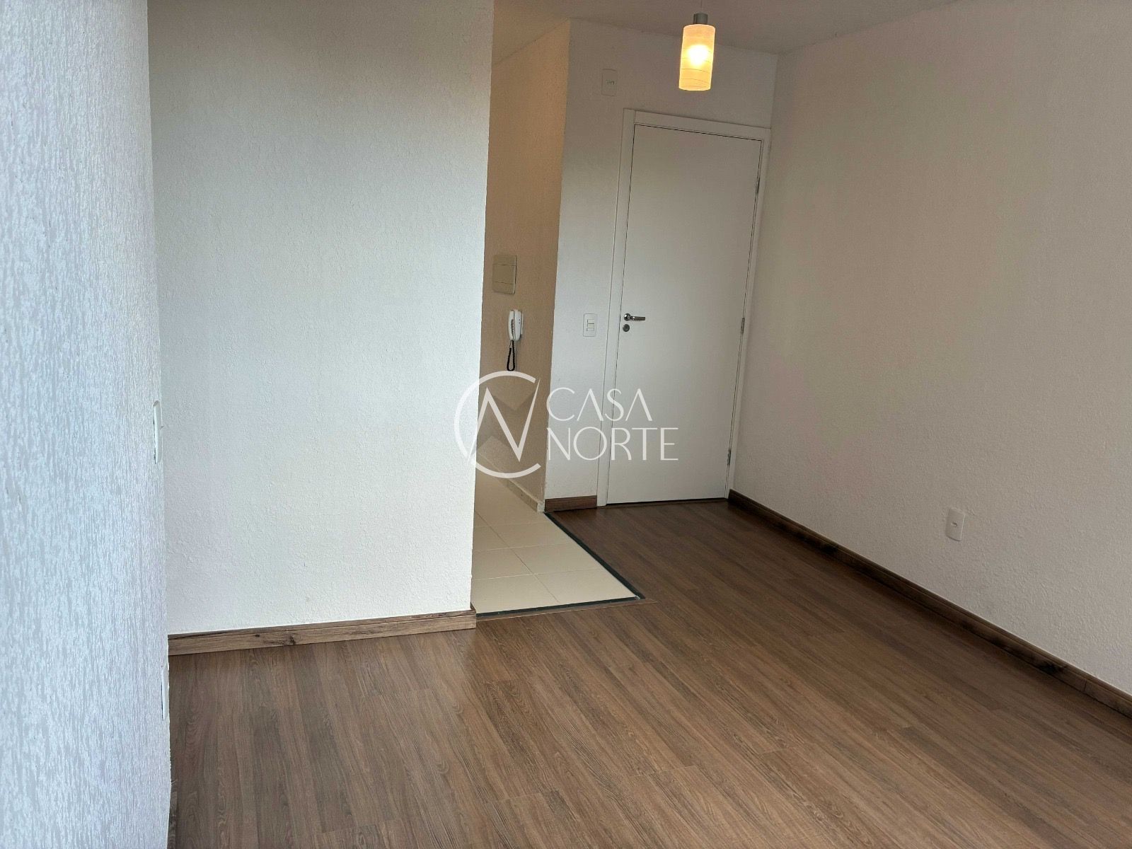 Apartamento à venda com 2 quartos, 42m², 1 vaga, Rua dos Maias no bairro Rubem Berta em Porto Alegre