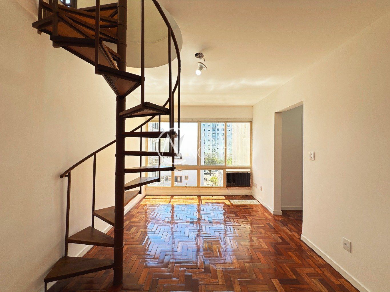 Cobertura à venda com 2 quartos, 150m², 1 vaga, Rua Doutor Campos Velho no bairro Cristal em Porto Alegre