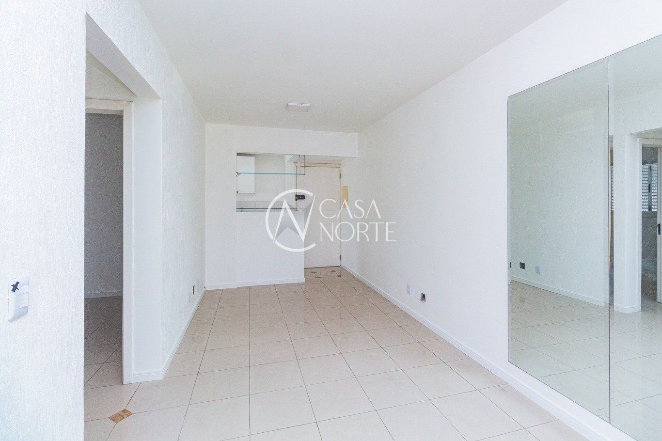 Apartamento à venda com 2 quartos, 55m², 1 vaga, Rua Lindolfo Henke no bairro Sarandi em Porto Alegre