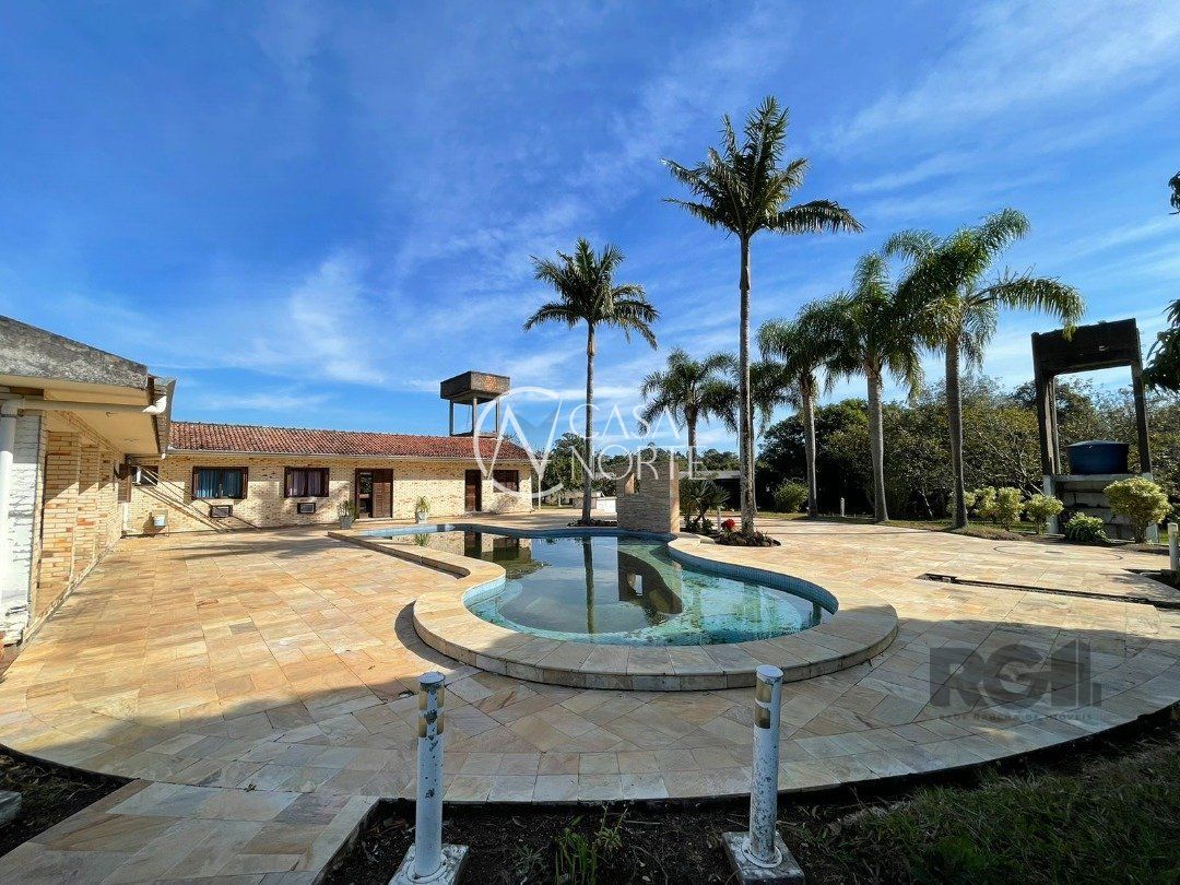 Sítio à venda com 3 quartos, 270m², 1 suíte, 4 vagas, Estrada São Caetano no bairro Lami em Porto Alegre