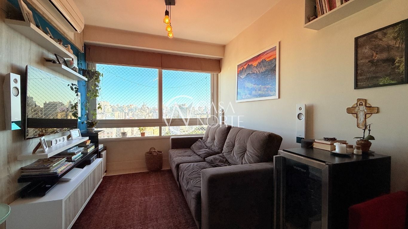 Apartamento à venda com 2 quartos, 65m², 1 suíte, 1 vaga, Rua General Lima e Silva no bairro Cidade Baixa em Porto Alegre