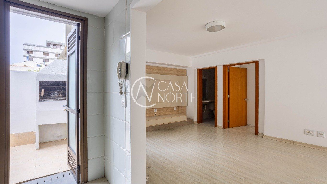 Apartamento Garden à venda com 1 quarto, 50m², 1 vaga, Barão de Cotegipe no bairro São João em Porto Alegre