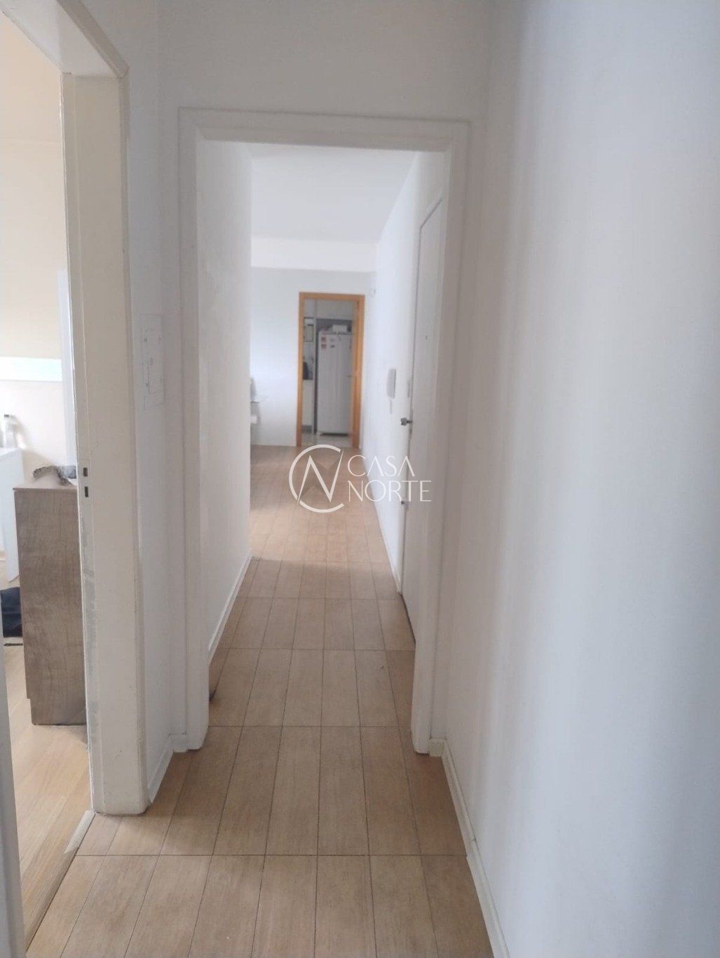 Apartamento à venda com 2 quartos, 70m², 1 vaga, Rua Umbú no bairro Passo da Areia em Porto Alegre