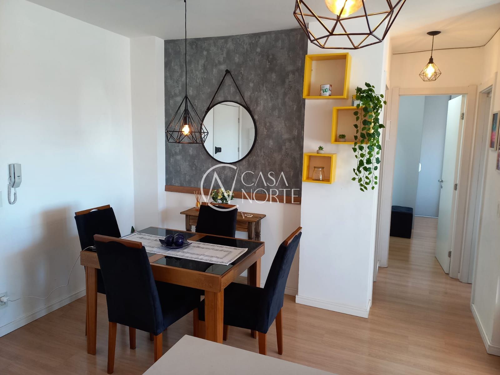 Apartamento à venda com 2 quartos, 60m², 1 suíte, 1 vaga, Rua Frederico Otávio Domingues Barbosa no bairro São Sebastião em Porto Alegre