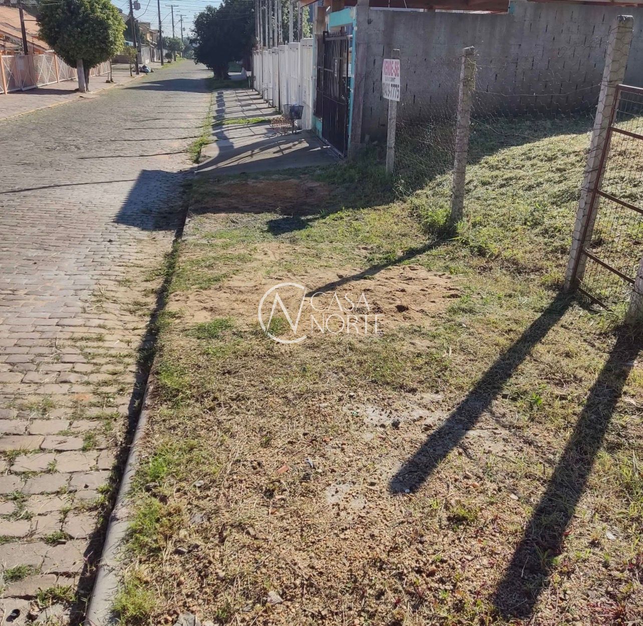 Terreno à venda com 2 quartos com 169m², 1 vaga, Rua José Ernesto Nedel no bairro Jardim Leopoldina em Porto Alegre