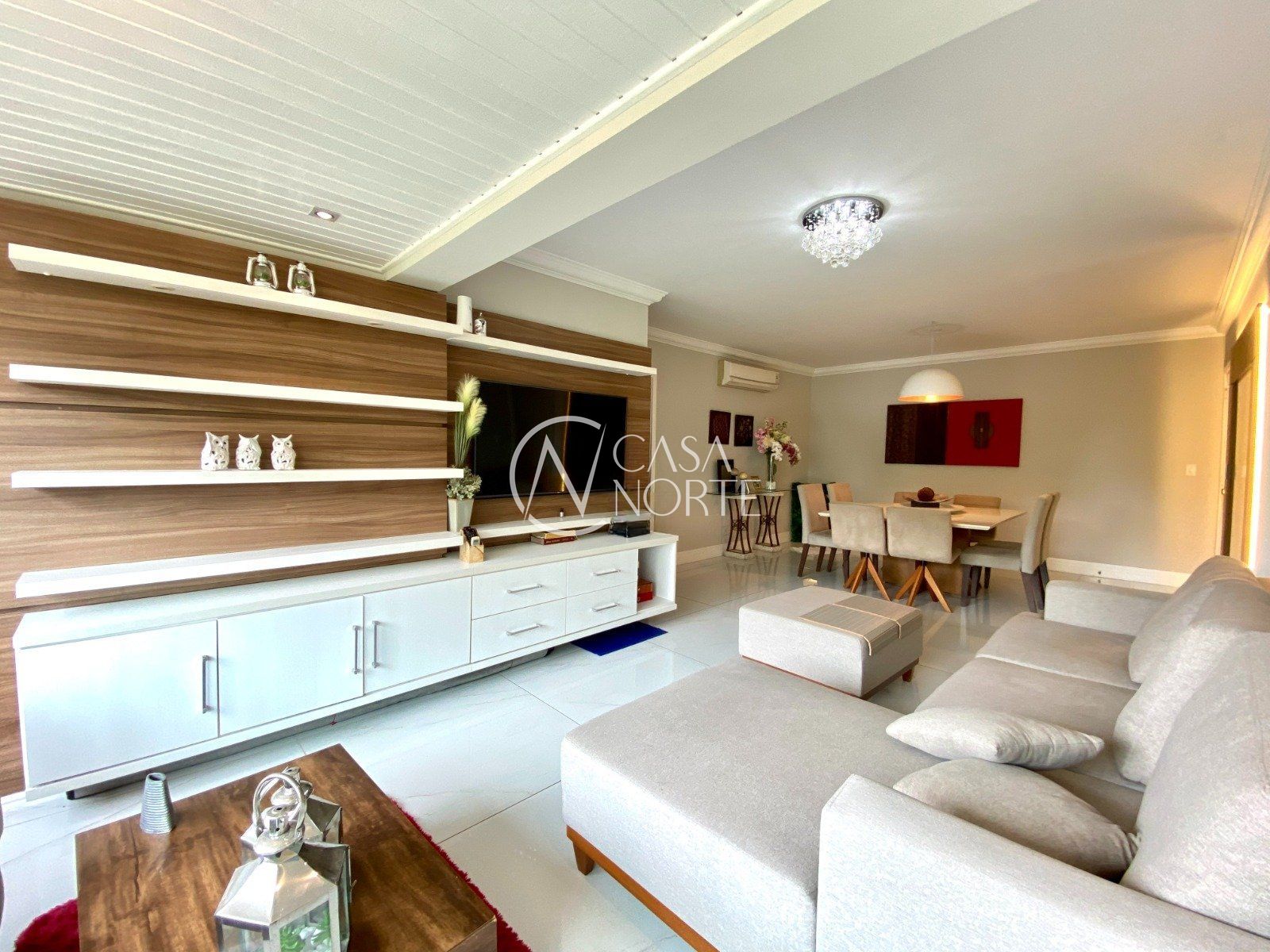 Apartamento à venda com 3 quartos, 123m², 1 suíte, 2 vagas, Avenida Mathilde Trein Renner no bairro Vila Ipiranga em Porto Alegre