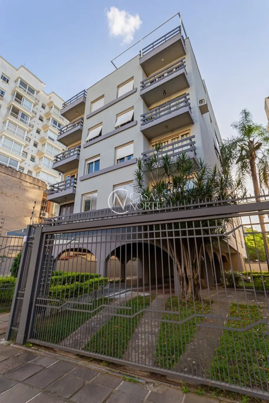Apartamento à venda com 3 quartos, 82m², 1 vaga, Rua Visconde de Inhauma no bairro Azenha em Porto Alegre