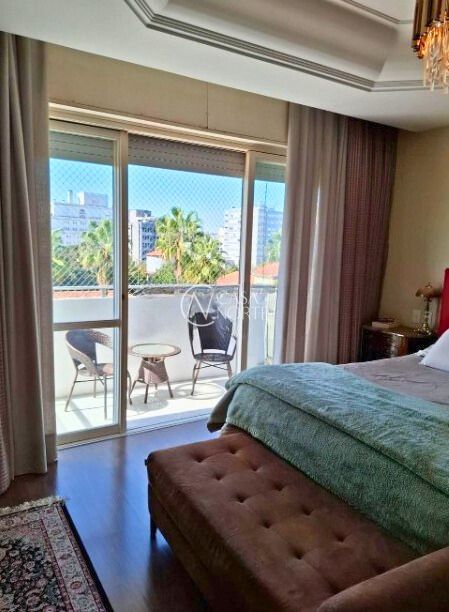 Apartamento à venda com 3 quartos, 283m², 1 suíte, 2 vagas, Rua Doutor Vale no bairro Moinhos de Vento em Porto Alegre