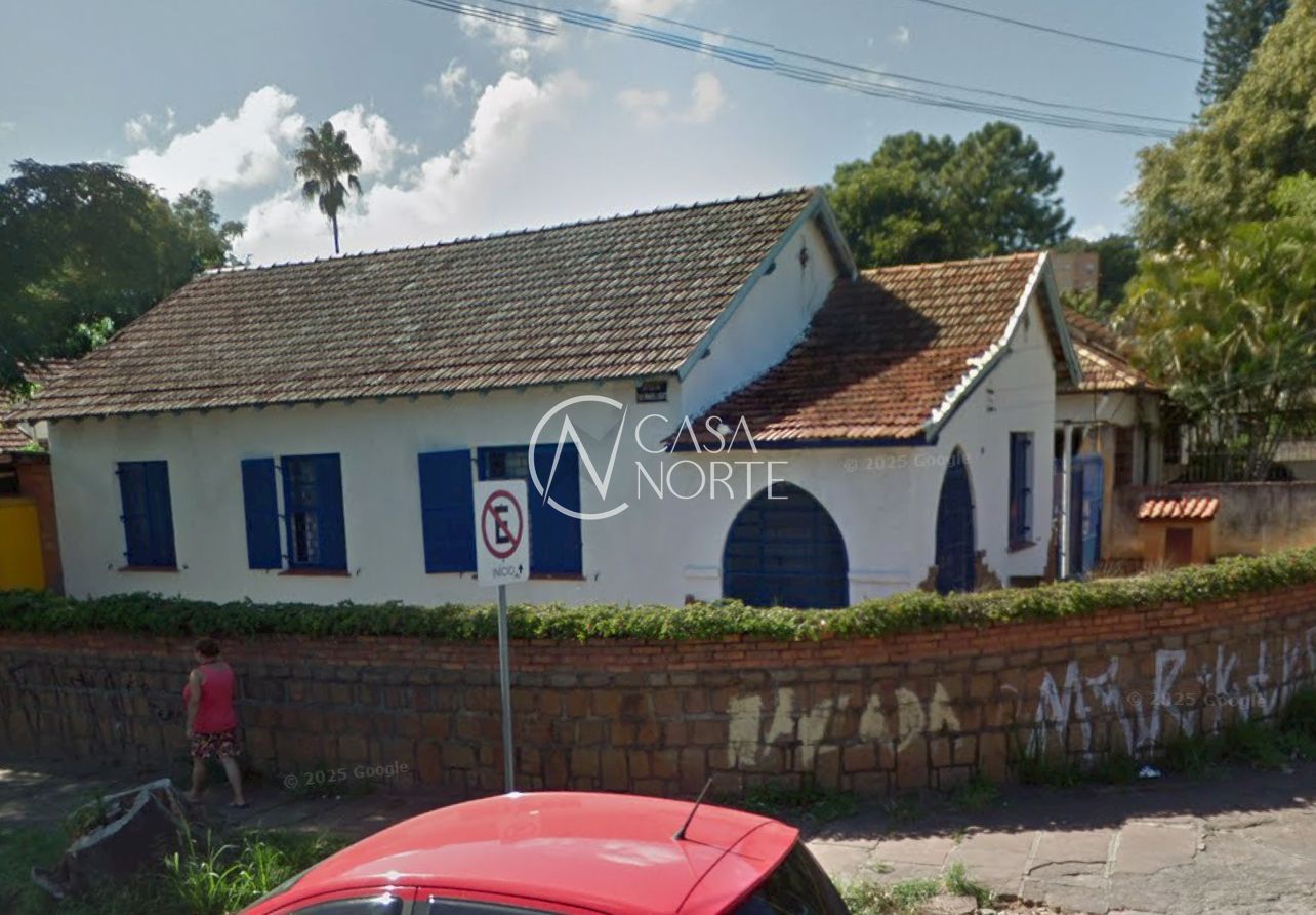 Casa à venda com 3 quartos, 106m², 1 suíte, 3 vagas, Rua Abelardo Marques no bairro Santa Tereza em Porto Alegre