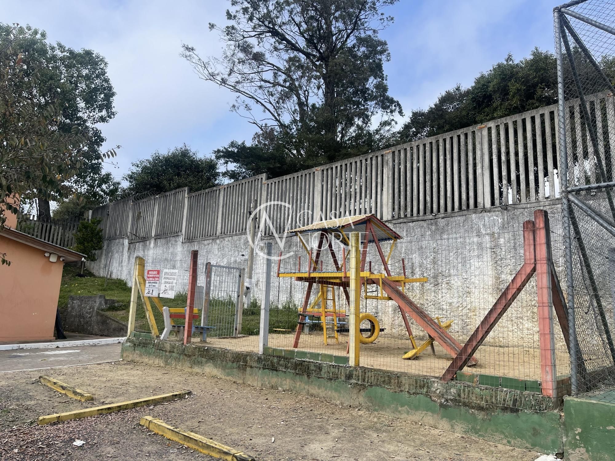 Apartamento à venda com 2 quartos, 38m², 1 vaga, Rua Seis de Novembro no bairro Mário Quintana em Porto Alegre