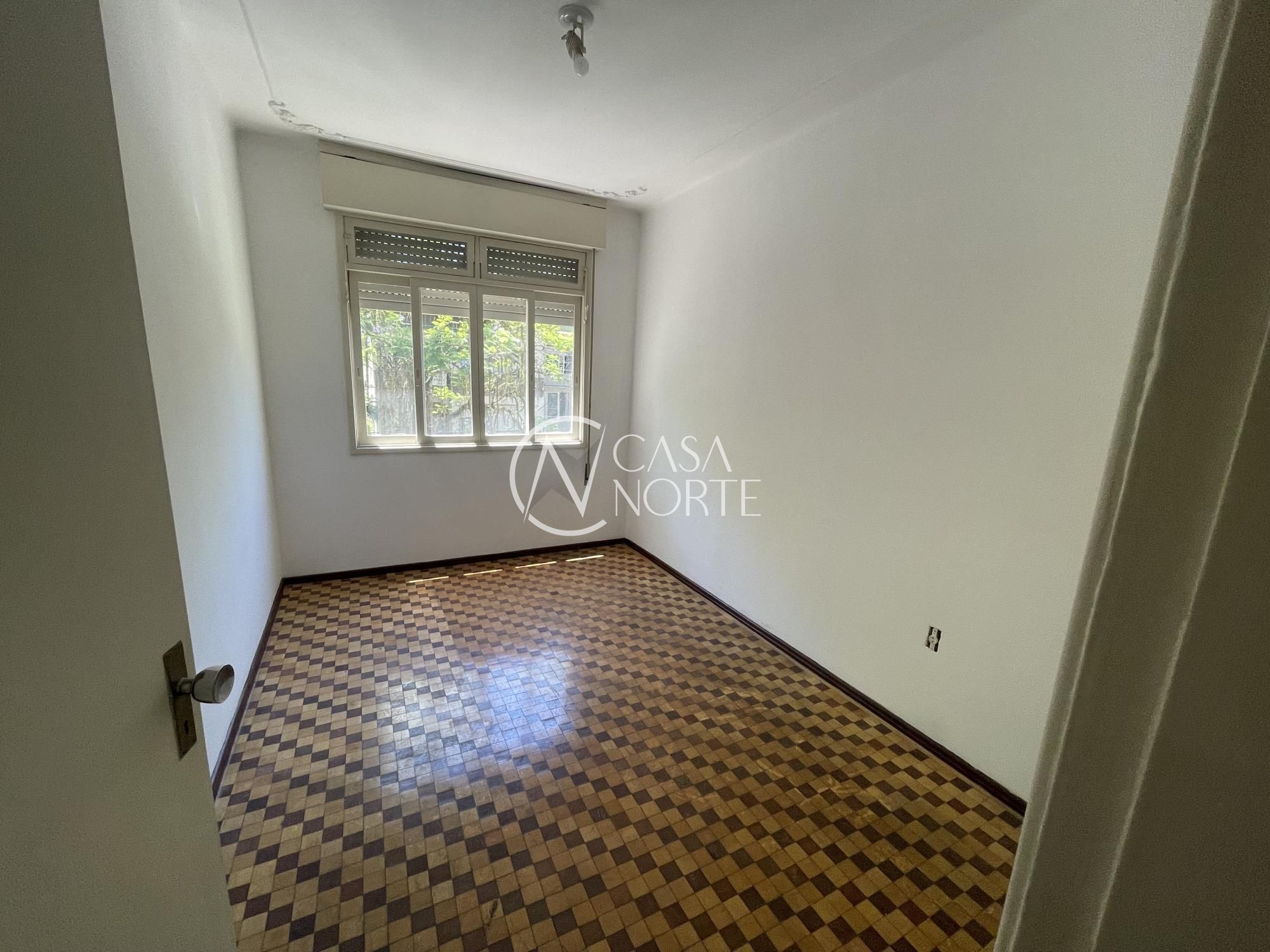 Apartamento à venda com 3 quartos, 77m², 1 vaga, Rua General João Telles no bairro Bom Fim em Porto Alegre