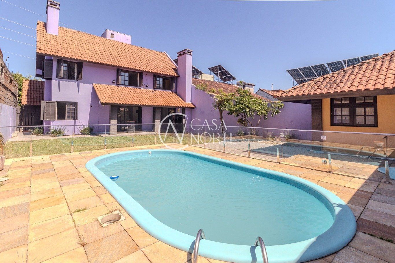 Casa à venda com 3 quartos, 265m², 1 suíte, 2 vagas, Rua Dona Adda Mascarenhas de Moraes no bairro Jardim Itu em Porto Alegre