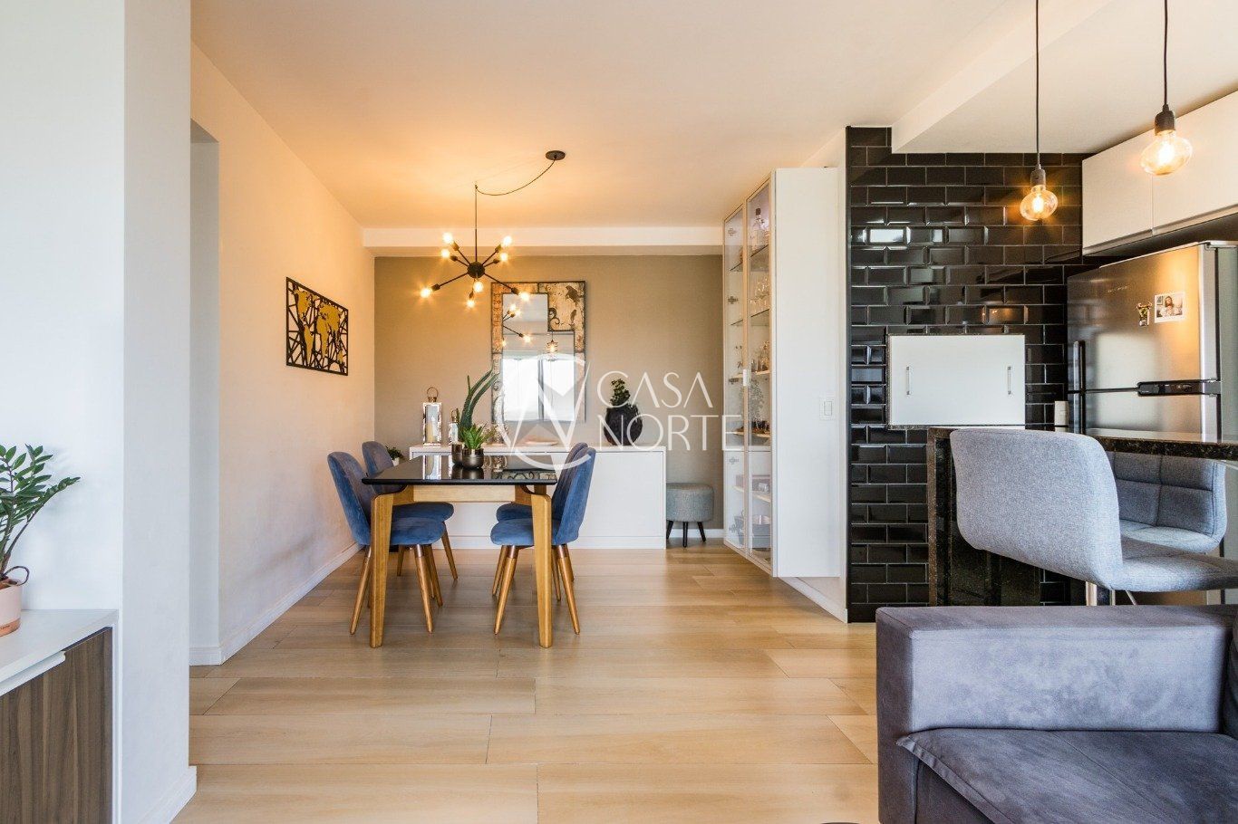 Apartamento à venda com 2 quartos, 64m², 1 vaga, Avenida Polônia no bairro São Geraldo em Porto Alegre