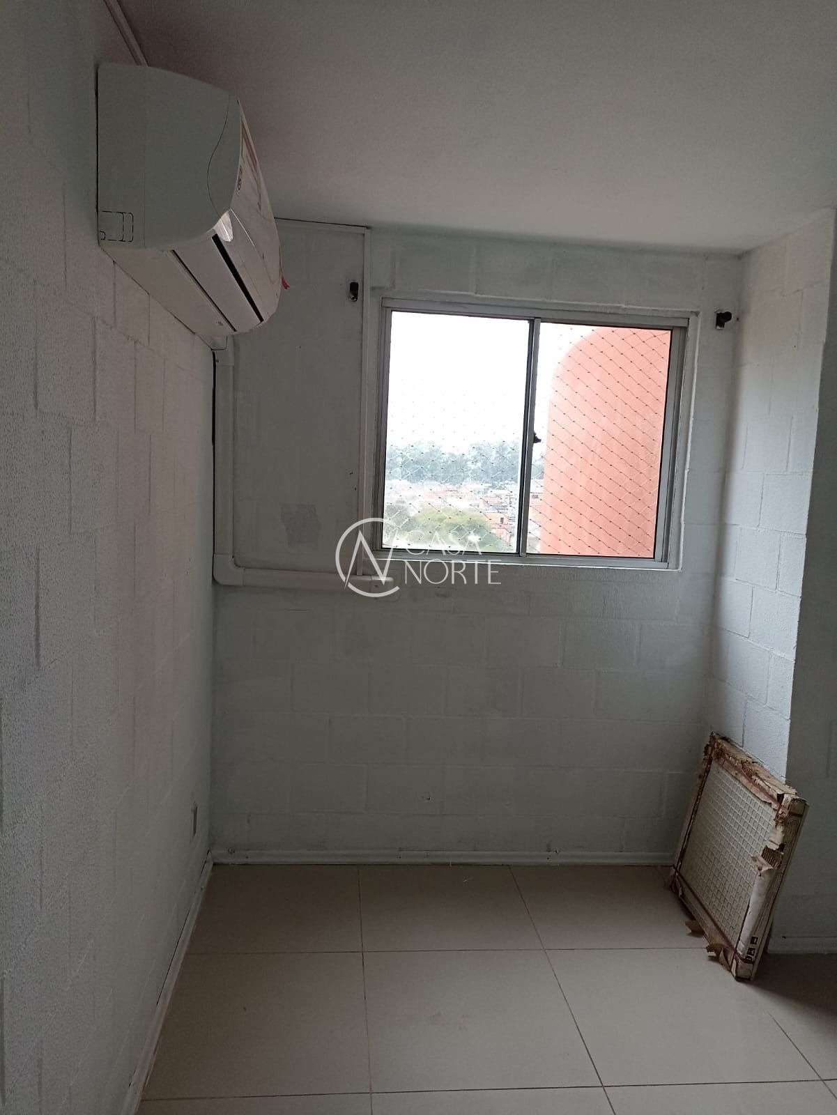 Apartamento à venda com 2 quartos, 38m², 1 vaga, Rua Vinte e Seis de Março no bairro Mário Quintana em Porto Alegre