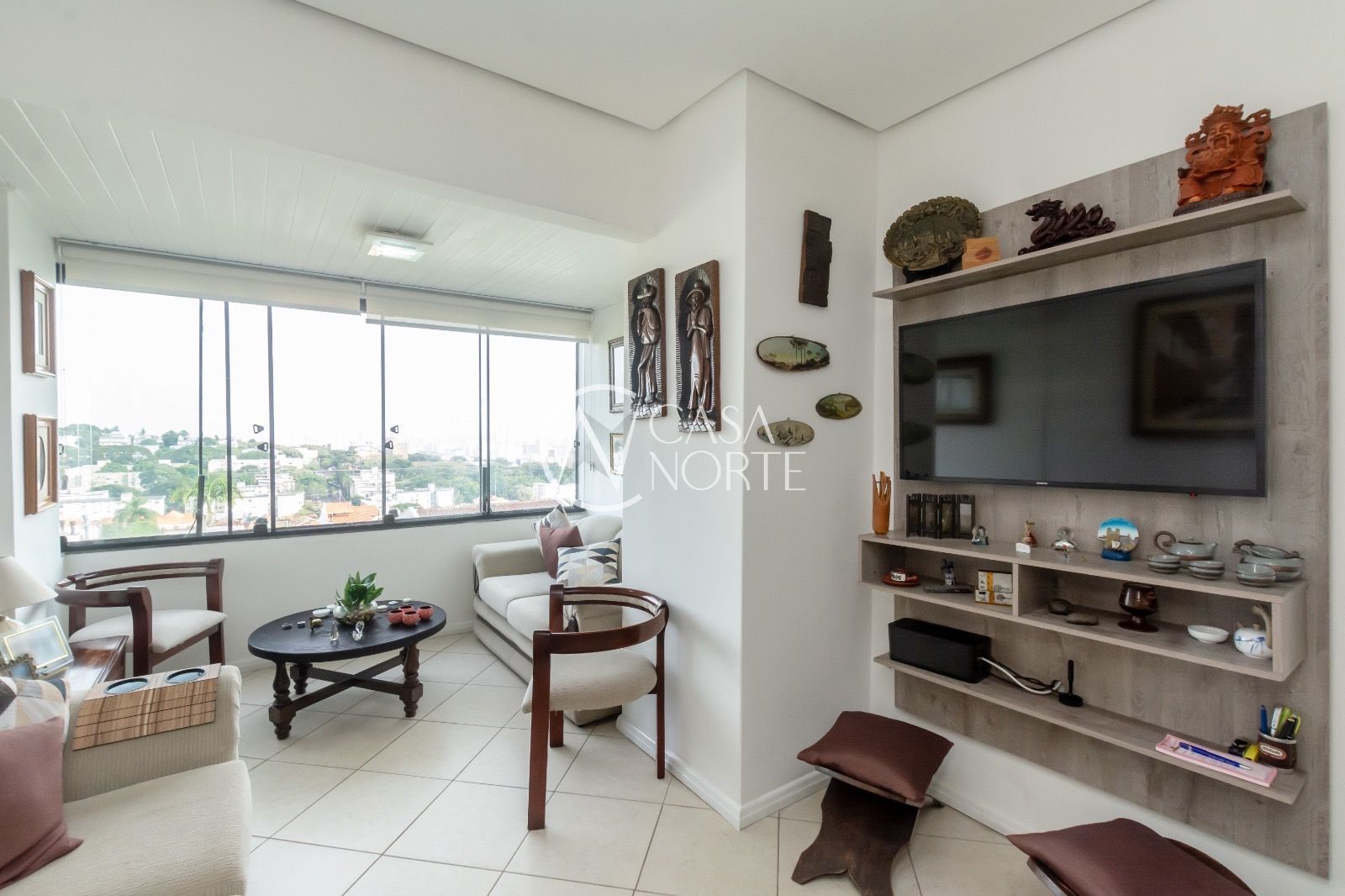 Cobertura à venda com 2 quartos, 147m², 2 suítes, 2 vagas, Rua Luiz de Camões no bairro Santo Antônio em Porto Alegre