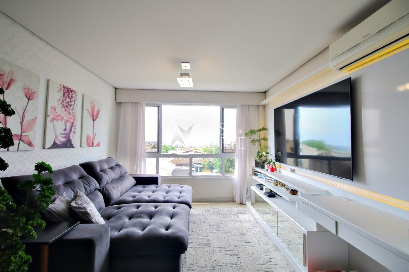 Apartamento à venda com 2 quartos, 76m², 1 suíte, 1 vaga, Rua Ouro Preto no bairro Jardim Floresta em Porto Alegre