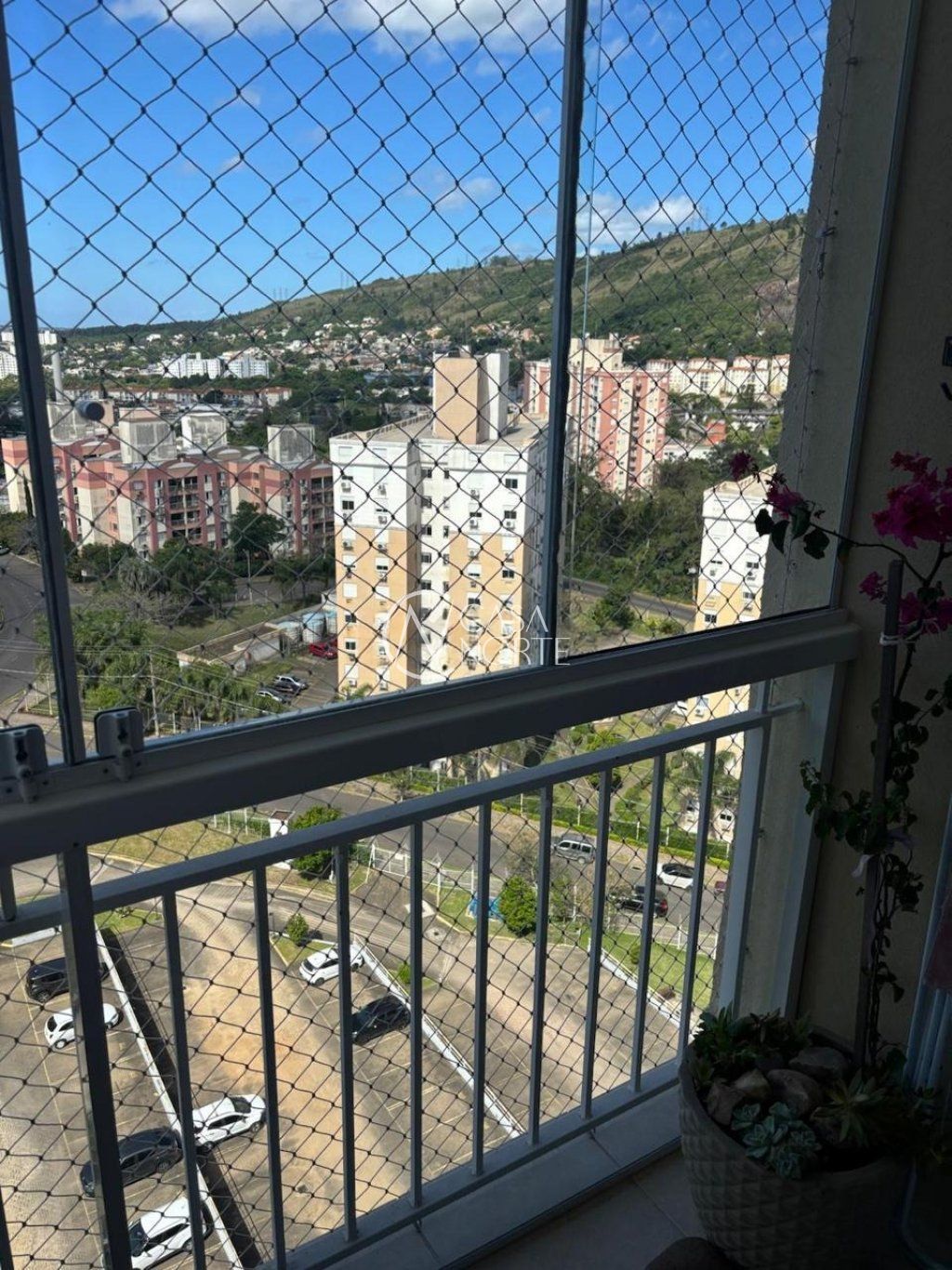 Apartamento à venda com 2 quartos, 57m², 1 vaga, Rua Abram Goldsztein no bairro Jardim Carvalho em Porto Alegre