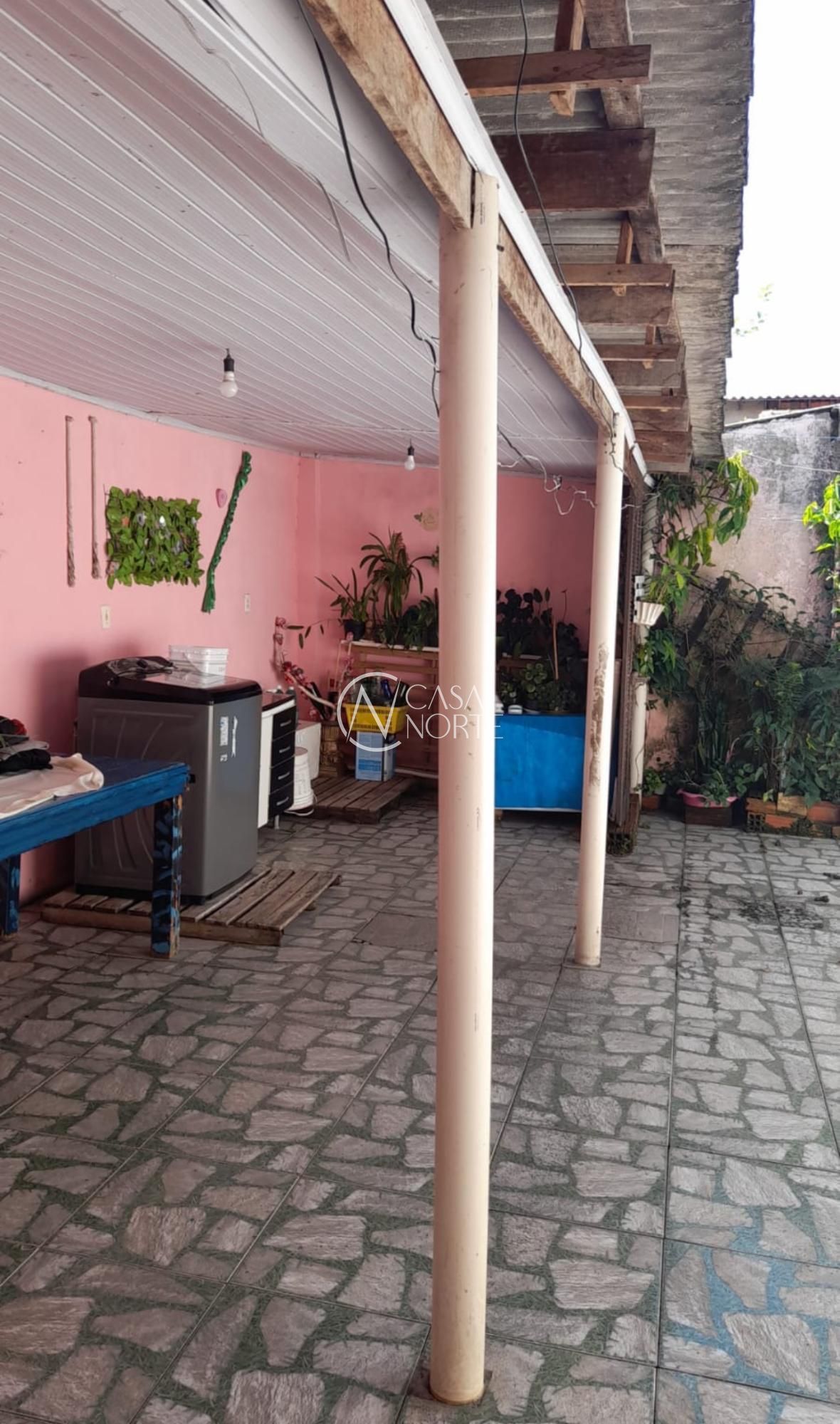 Casa à venda com 3 quartos, 200m², 1 suíte, 1 vaga, Rua Lydia Moschetti no bairro Jardim Leopoldina em Porto Alegre