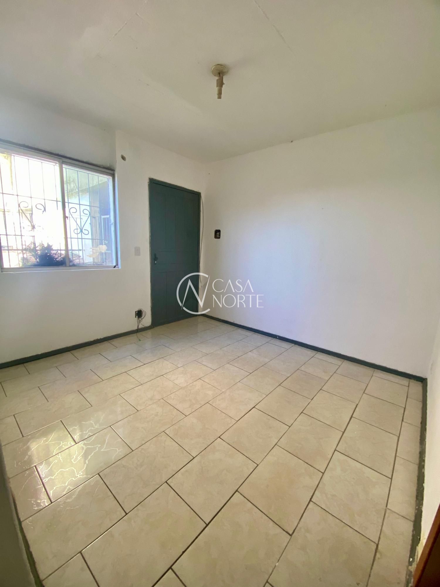 Apartamento à venda com 2 quartos, 40m², Rua dos Maias no bairro Rubem Berta em Porto Alegre