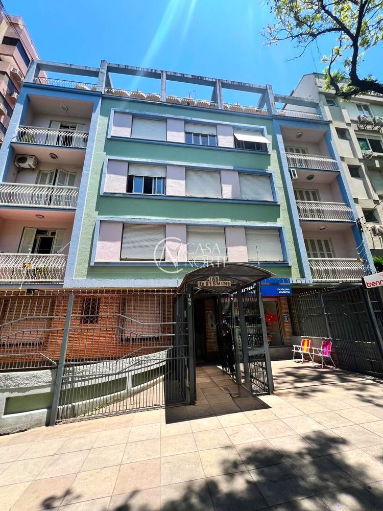 Apartamento à venda com 3 quartos, 77m², 1 vaga, Rua General João Telles no bairro Bom Fim em Porto Alegre