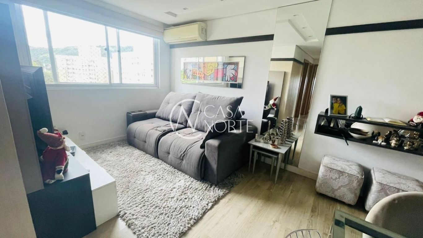 Apartamento à venda com 3 quartos, 68m², 1 suíte, 1 vaga, Rua Carlos Reverbel no bairro Jardim Carvalho em Porto Alegre