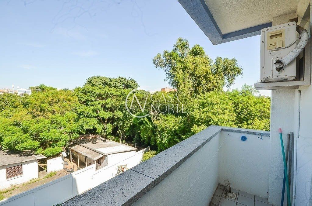 Apartamento à venda com 3 quartos, 110m², 1 suíte, 1 vaga, Avenida Eduardo Prado no bairro Cavalhada em Porto Alegre