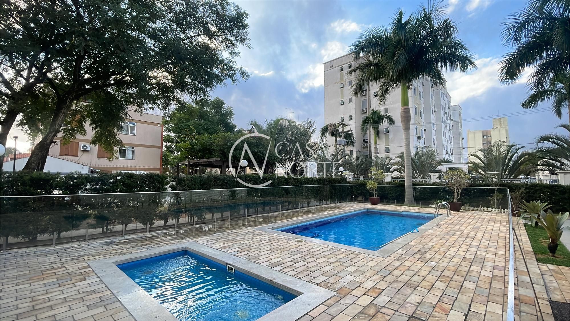 Apartamento à venda com 2 quartos, 46m², 1 vaga, Rua Engenheiro Sadi Castro no bairro Sarandi em Porto Alegre