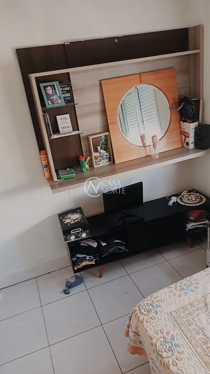 Apartamento à venda com 2 quartos, 45m², 1 vaga, Rua Mário Arnaud Sampaio no bairro Santa Rosa de Lima em Porto Alegre