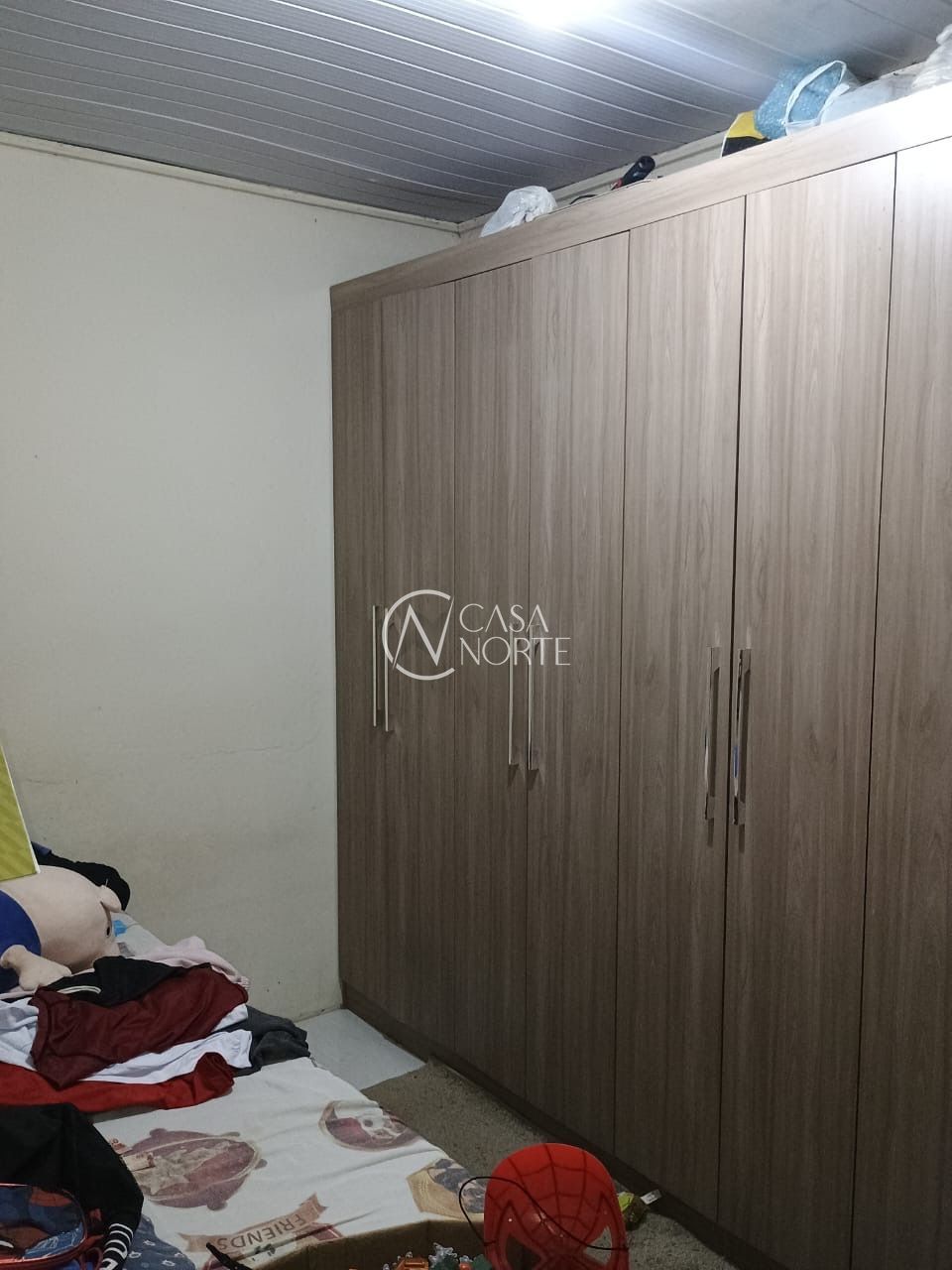 Casa à venda com 3 quartos, 106m², 2 vagas, Rua Osmar Gomes no bairro Costa e Silva em Porto Alegre