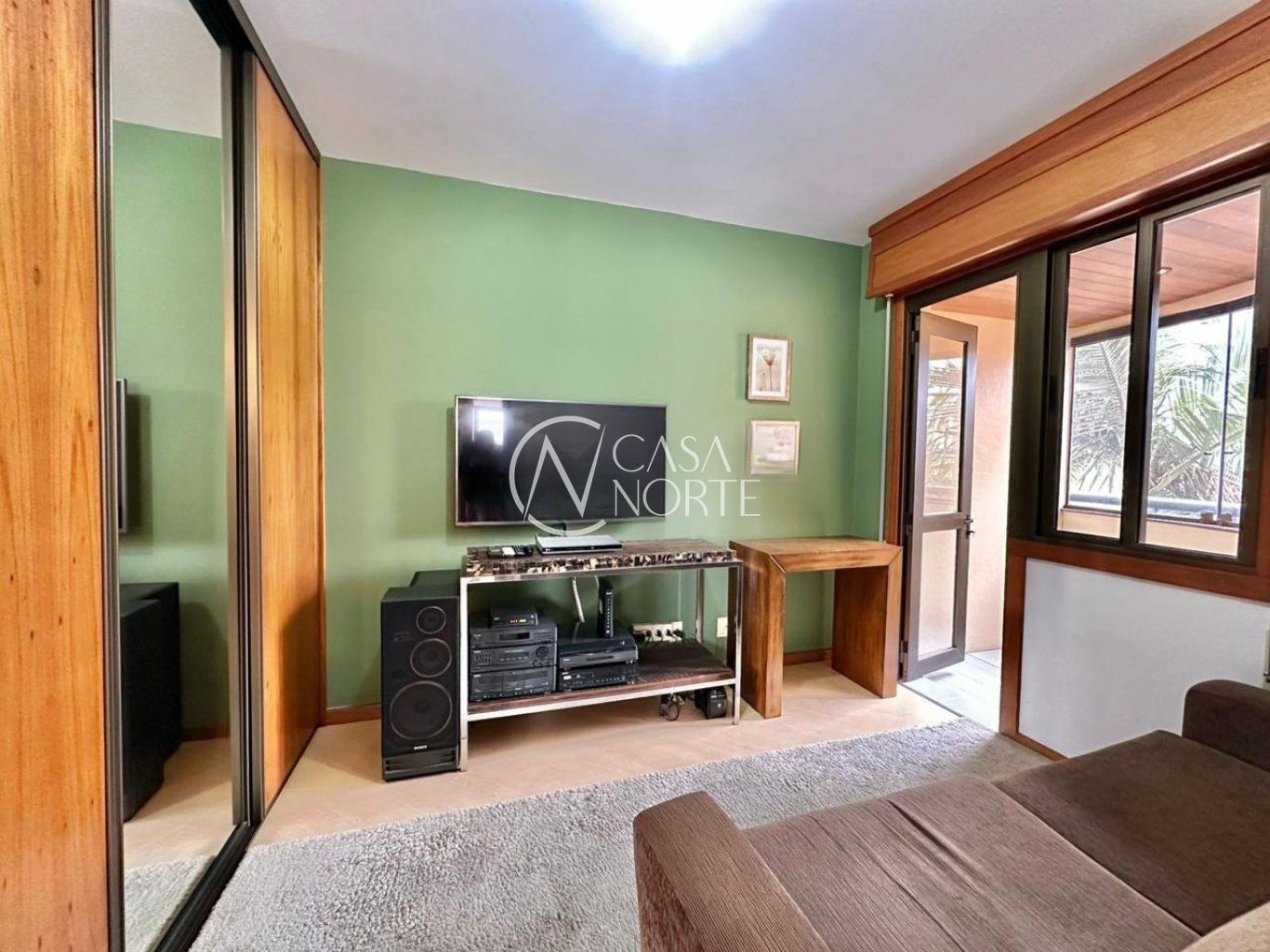 Apartamento à venda com 3 quartos, 91m², 1 suíte, 1 vaga, Rua Visconde do Herval no bairro Menino Deus em Porto Alegre