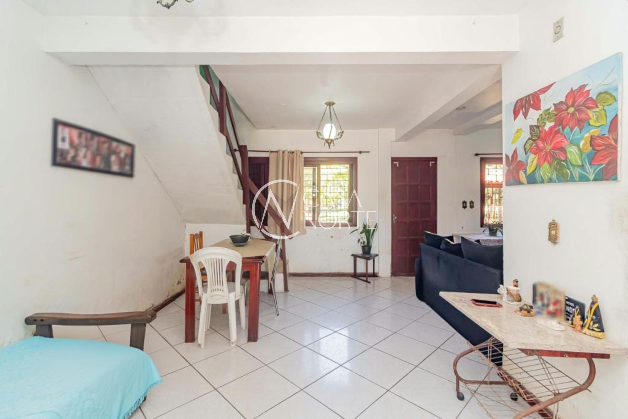 Casa à venda com 4 quartos, 276m², 1 suíte, 2 vagas, Avenida Toledo Piza no bairro Sarandi em Porto Alegre