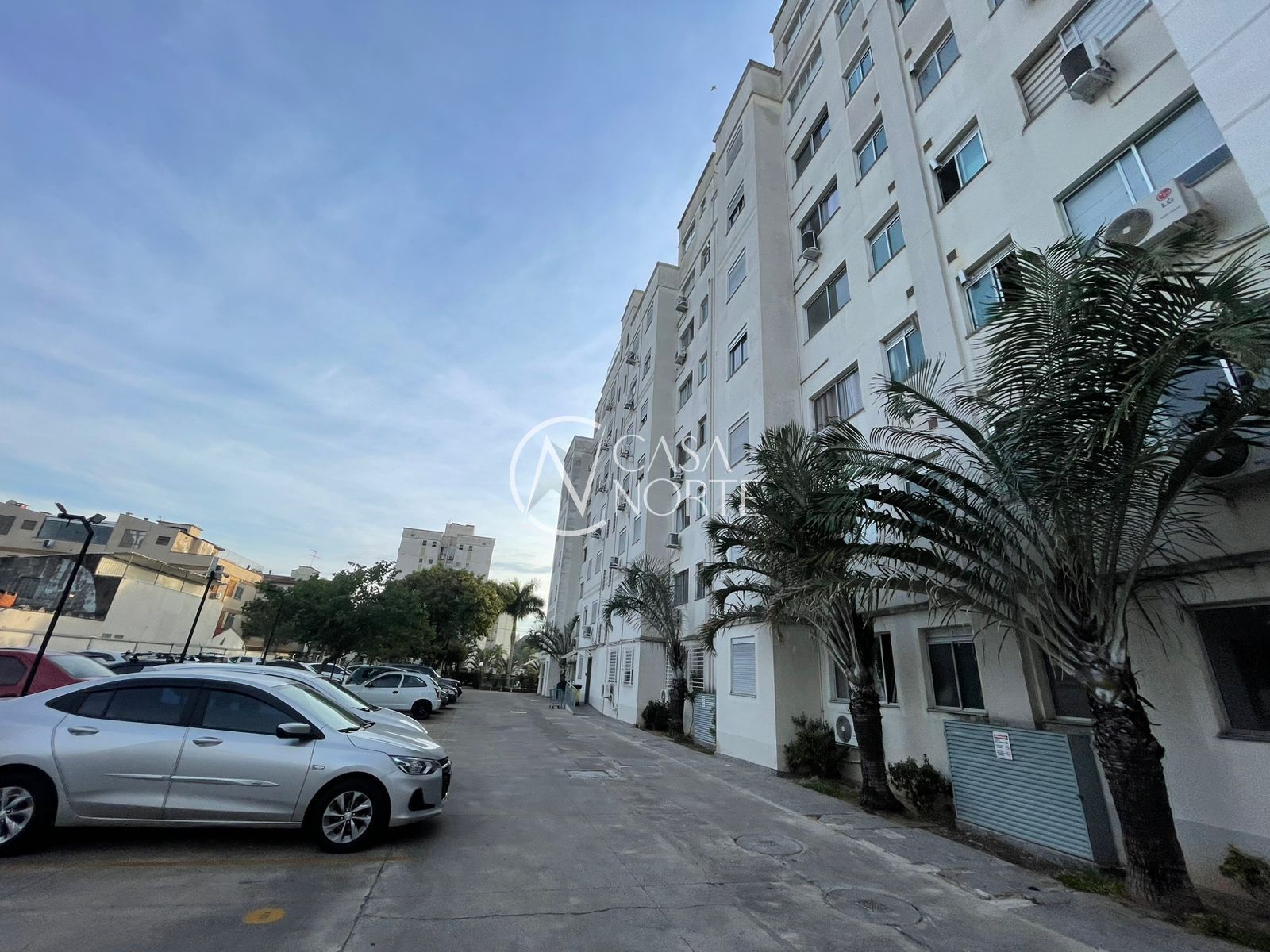 Apartamento à venda com 2 quartos, 58m², 1 suíte, 1 vaga, Rua Engenheiro Sadi Castro no bairro Sarandi em Porto Alegre