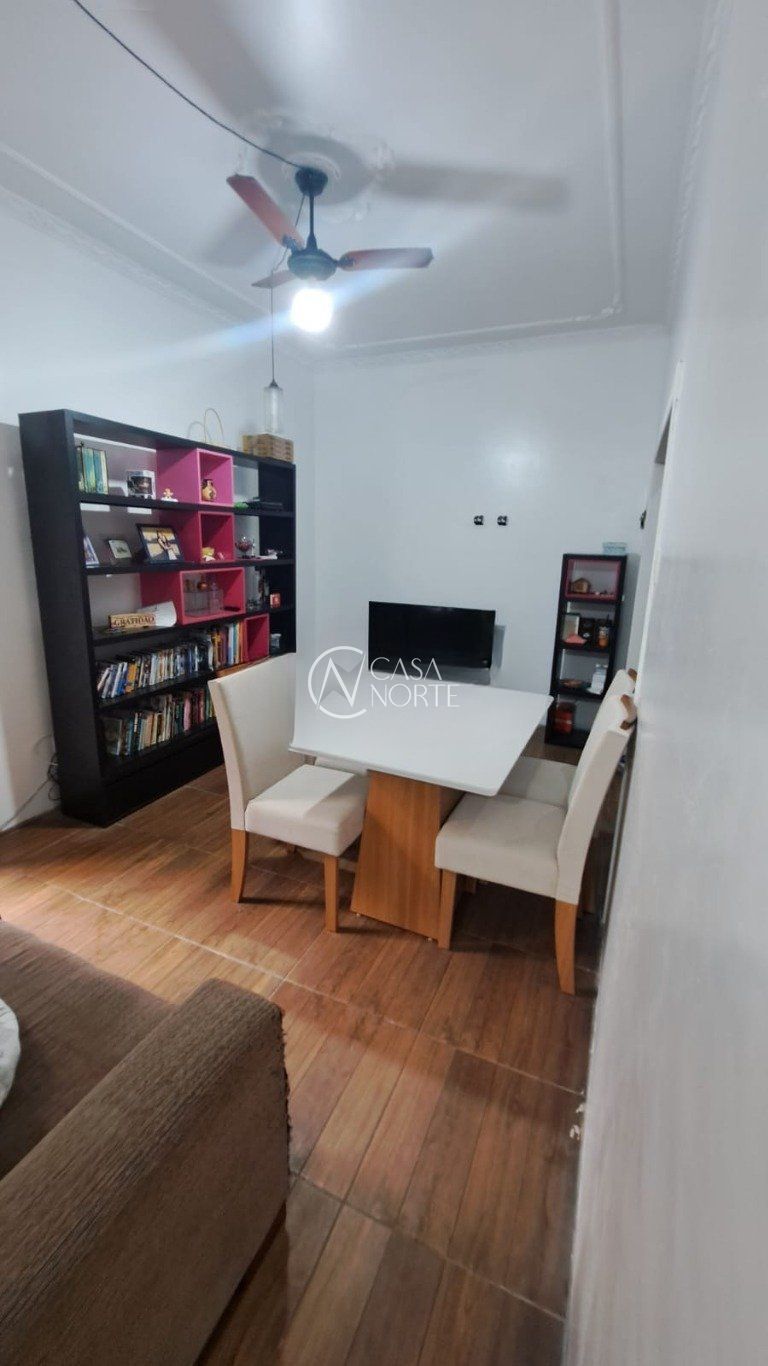 Apartamento à venda com 2 quartos, 73m², Avenida Alberto Bins no bairro Centro Histórico em Porto Alegre
