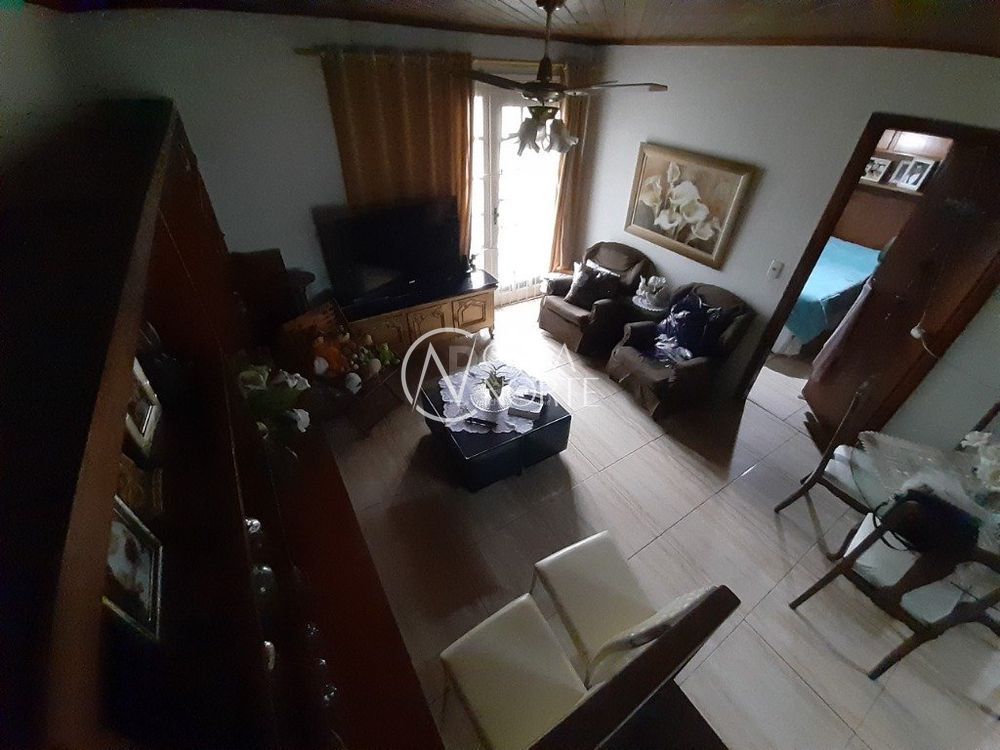 Casa à venda com 3 quartos, 232m², 1 suíte, 3 vagas, Rua Adolfo Silva no bairro Jardim Itu em Porto Alegre