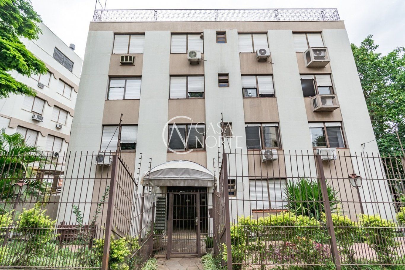 Apartamento à venda com 2 quartos, 64m², 1 vaga, Rua Geraldo Souza Moreira no bairro Passo da Areia em Porto Alegre