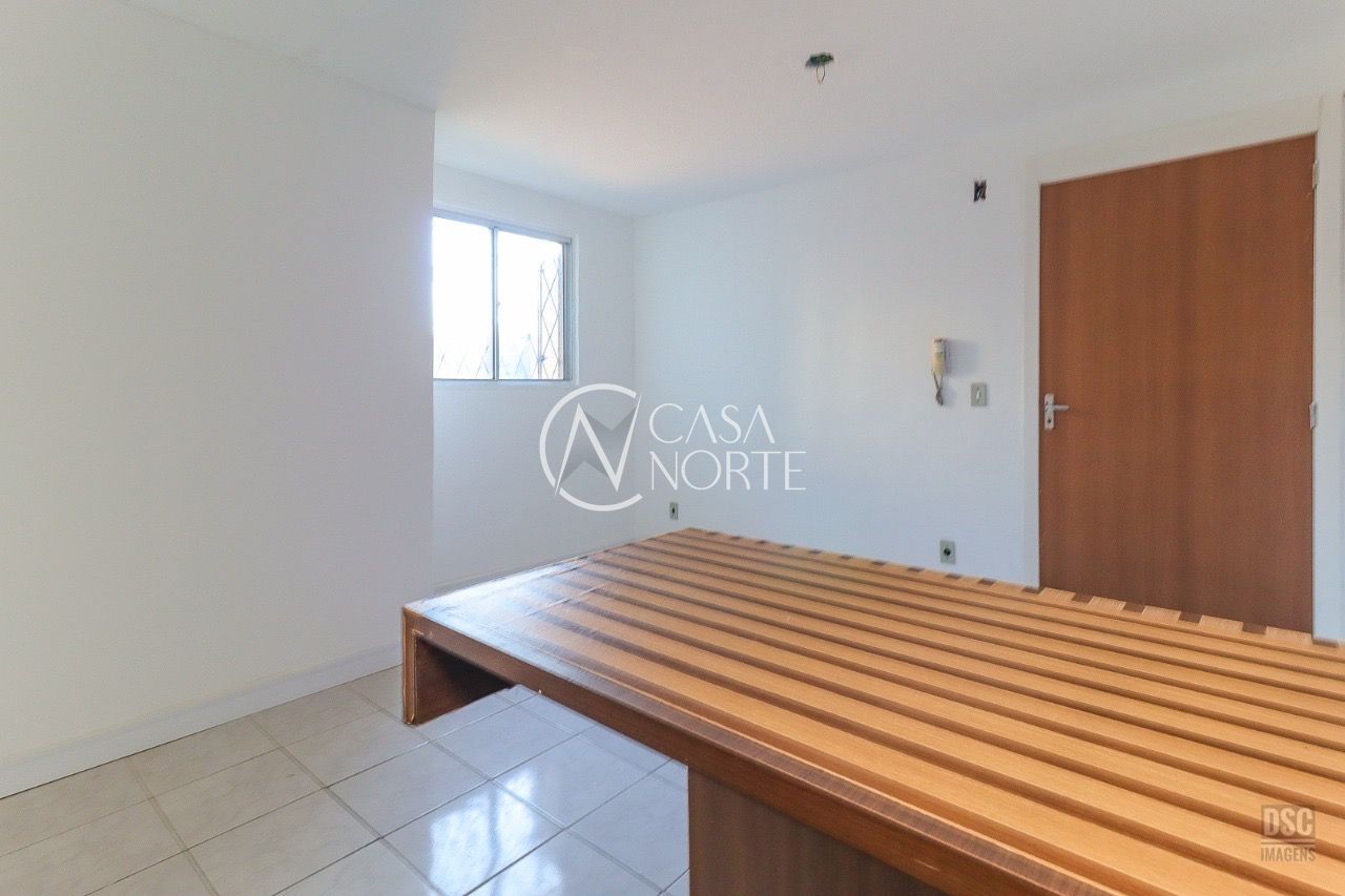 Apartamento à venda com 2 quartos, 38m², 1 vaga, Rua Tomé Antônio de Souza no bairro Campo Novo em Porto Alegre