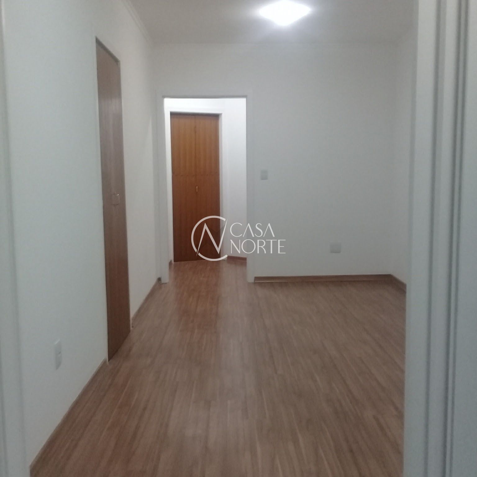 Apartamento à venda com 2 quartos, 60m², 1 vaga, Rua Valparaíso no bairro Jardim Botânico em Porto Alegre
