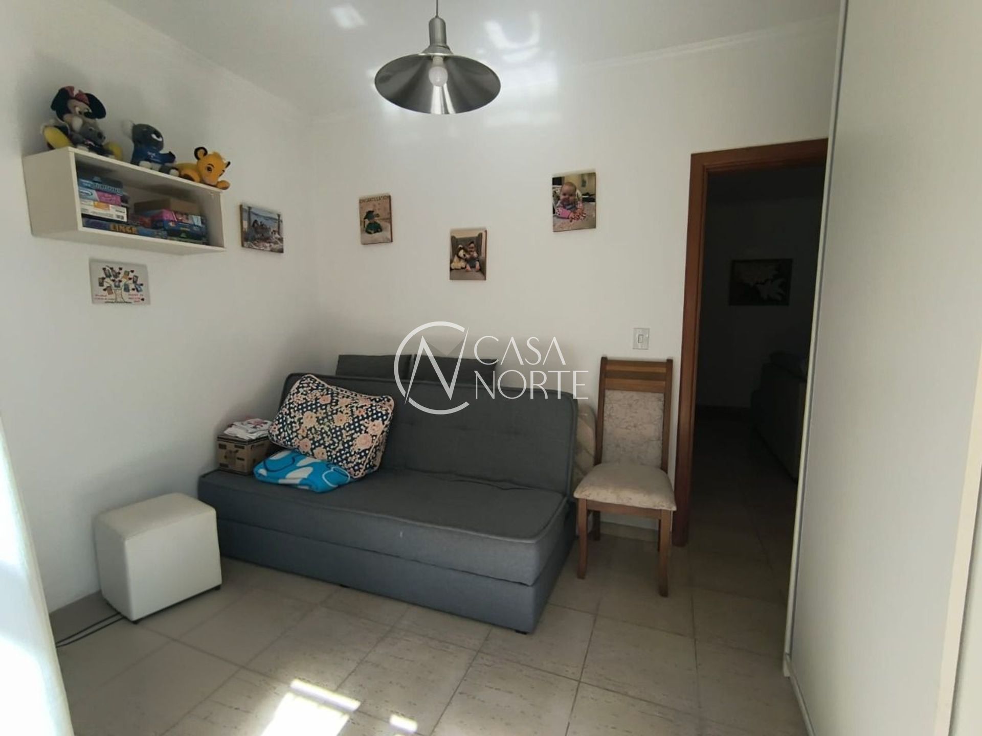 Apartamento à venda com 2 quartos, 48m², 2 vagas, Rua Açores no bairro Passo da Areia em Porto Alegre