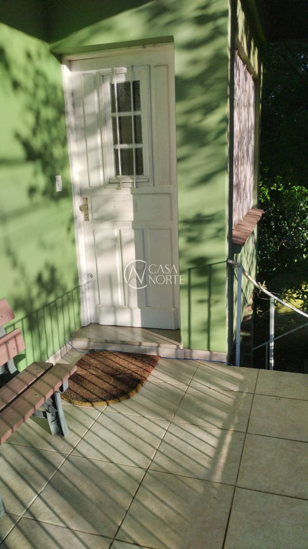 Casa à venda com 6 quartos, 410m², 4 vagas, Rua Professor Emílio Meyer no bairro Vila Conceição em Porto Alegre