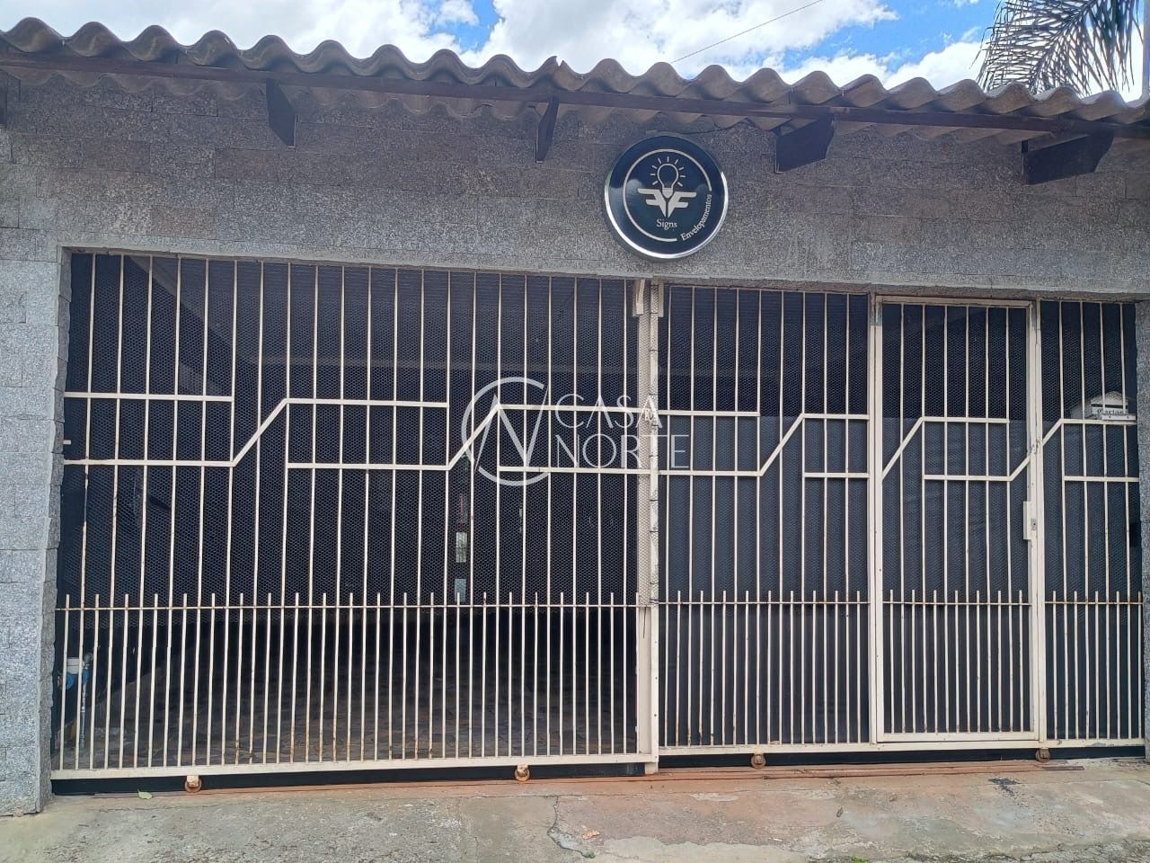 Casa à venda com 3 quartos, 106m², 2 vagas, Rua Osmar Gomes no bairro Costa e Silva em Porto Alegre