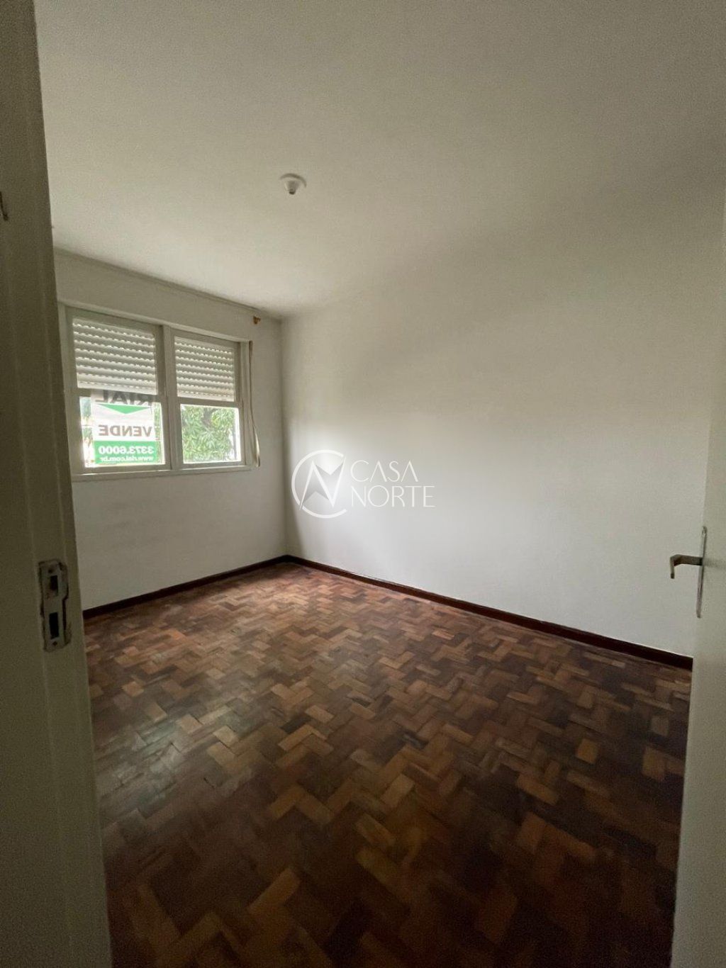 Apartamento à venda com 3 quartos, 59m², 1 vaga, Rua Zeferino Dias no bairro Sarandi em Porto Alegre