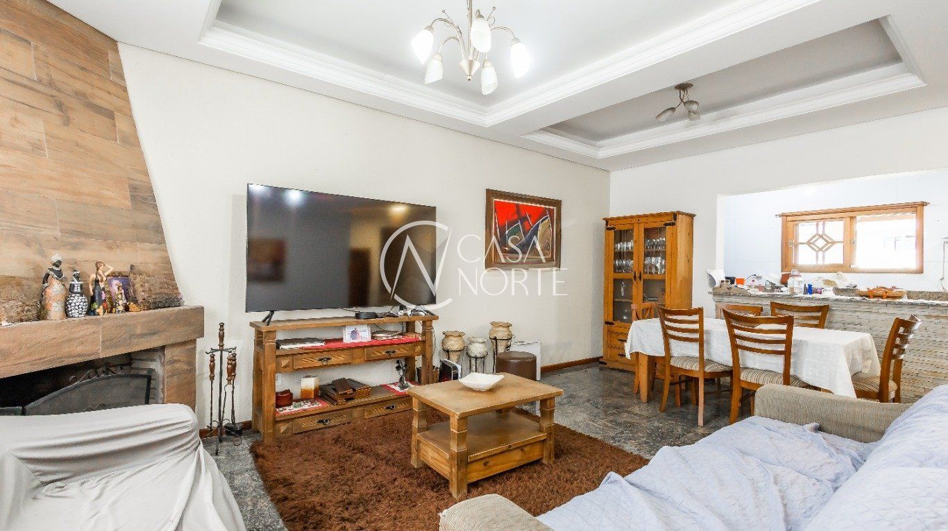 Casa de Condomínio à venda com 4 quartos, 300m², 1 suíte, 3 vagas, Avenida Ecoville no bairro Sarandi em Porto Alegre