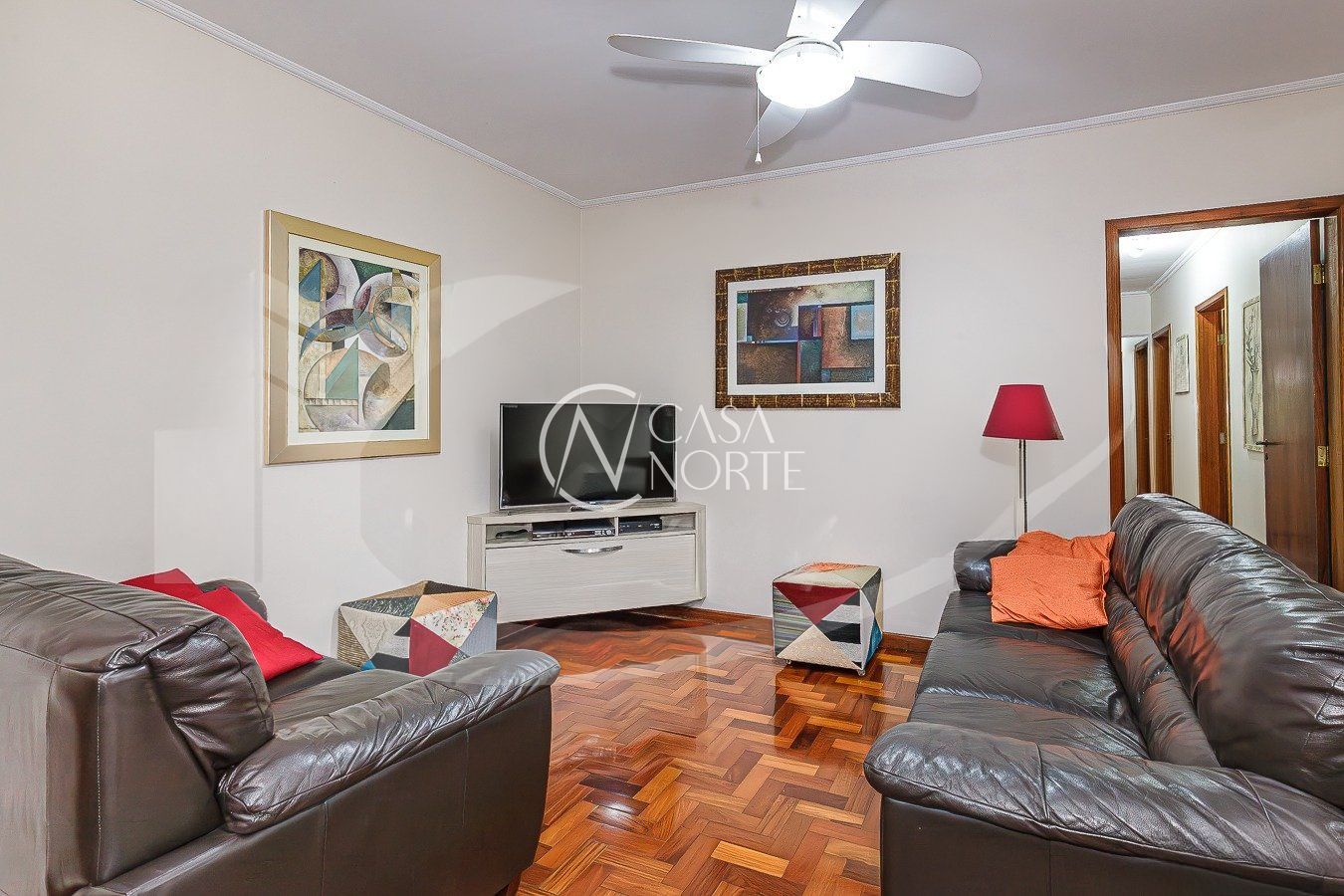 Apartamento à venda com 3 quartos, 96m², 1 suíte, 2 vagas, Rua Engenheiro Sadi Castro no bairro Sarandi em Porto Alegre