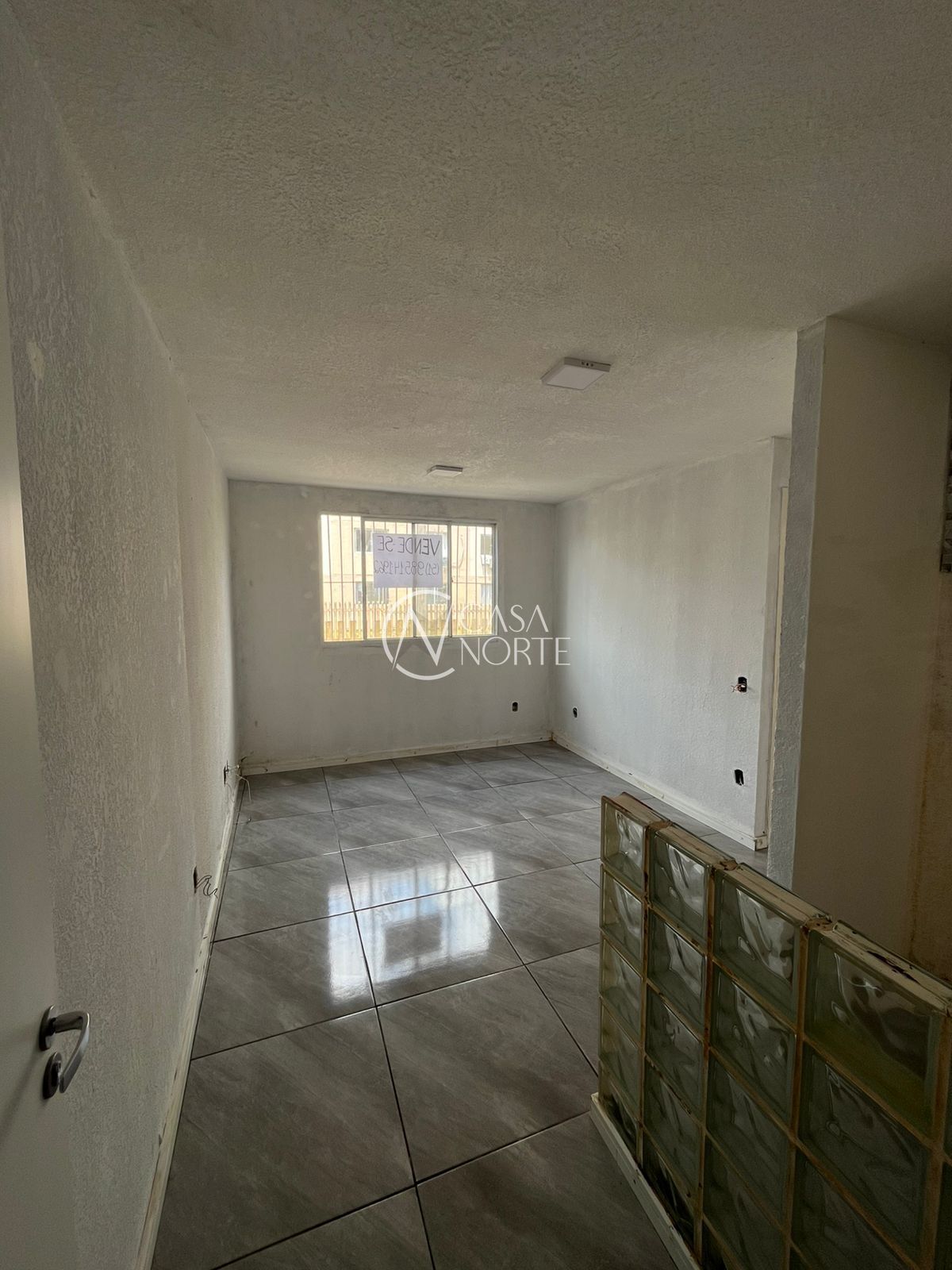 Apartamento à venda com 2 quartos, 44m², 1 vaga, Rua Gabriel Franco da Luz no bairro Sarandi em Porto Alegre