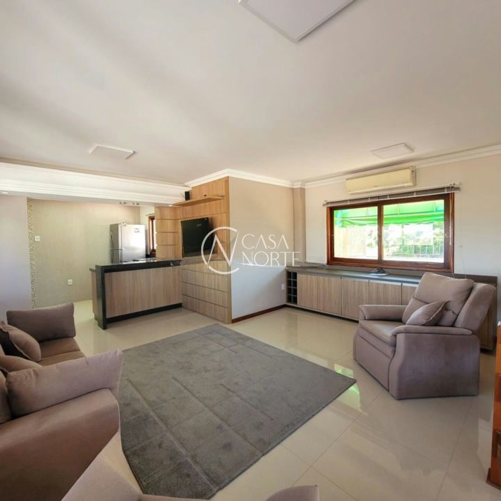 Cobertura à venda com 3 quartos, 251m², 1 suíte, 4 vagas, Rua Monte Flor no bairro Jardim Floresta em Porto Alegre