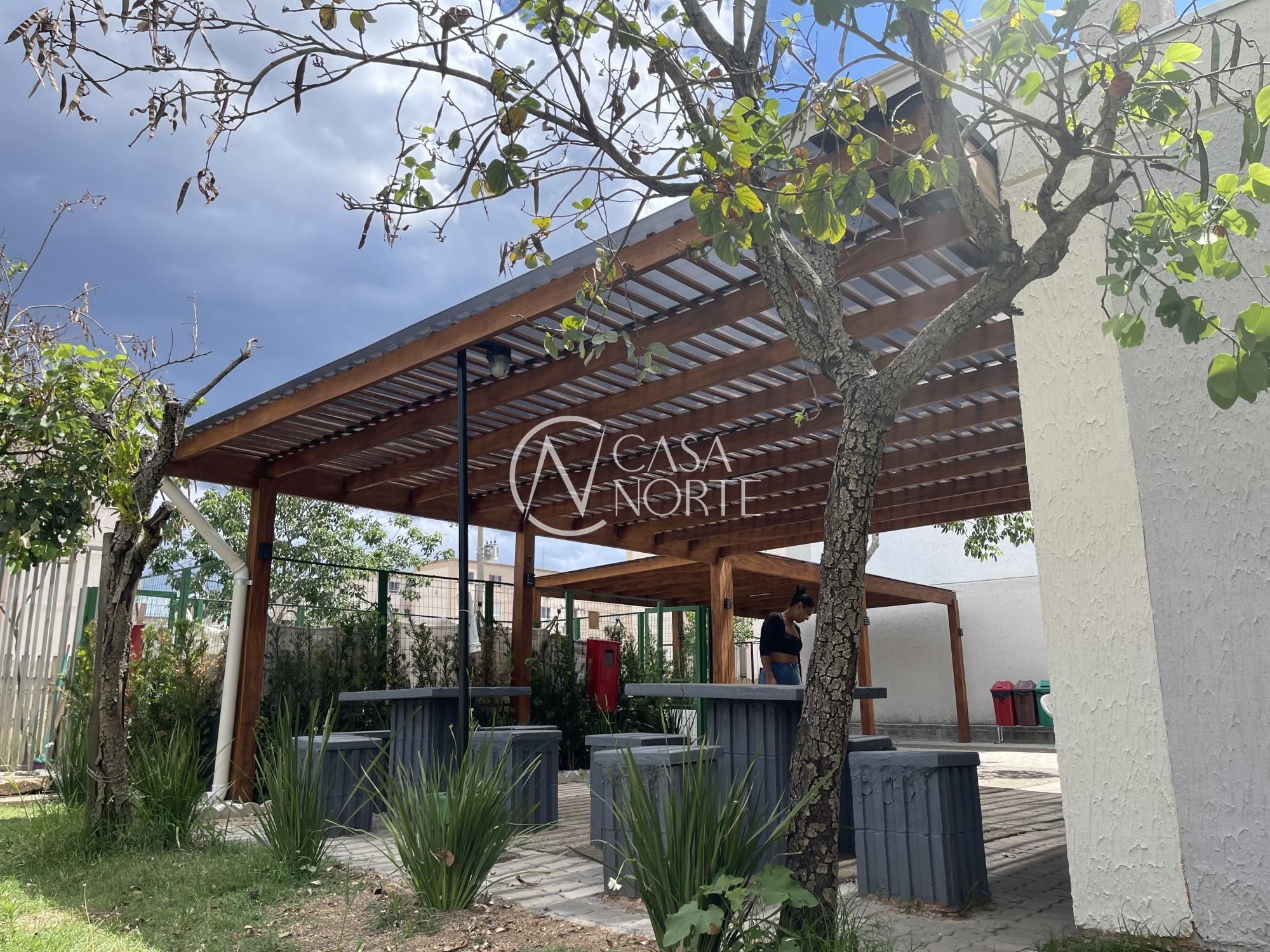 Apartamento à venda com 2 quartos, 44m², 1 vaga, Rua Gabriel Franco da Luz no bairro Sarandi em Porto Alegre