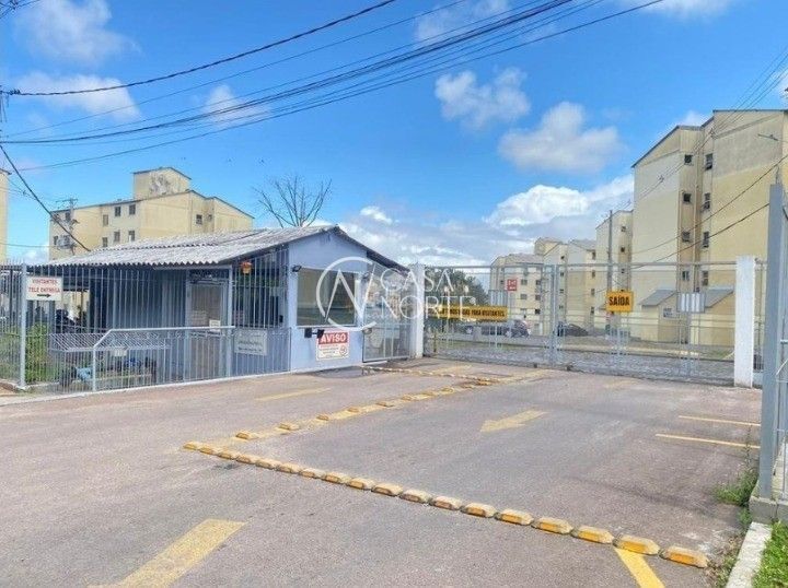 Apartamento à venda com 2 quartos, 43m², 1 vaga, Rua Império no bairro Vila Nova em Porto Alegre