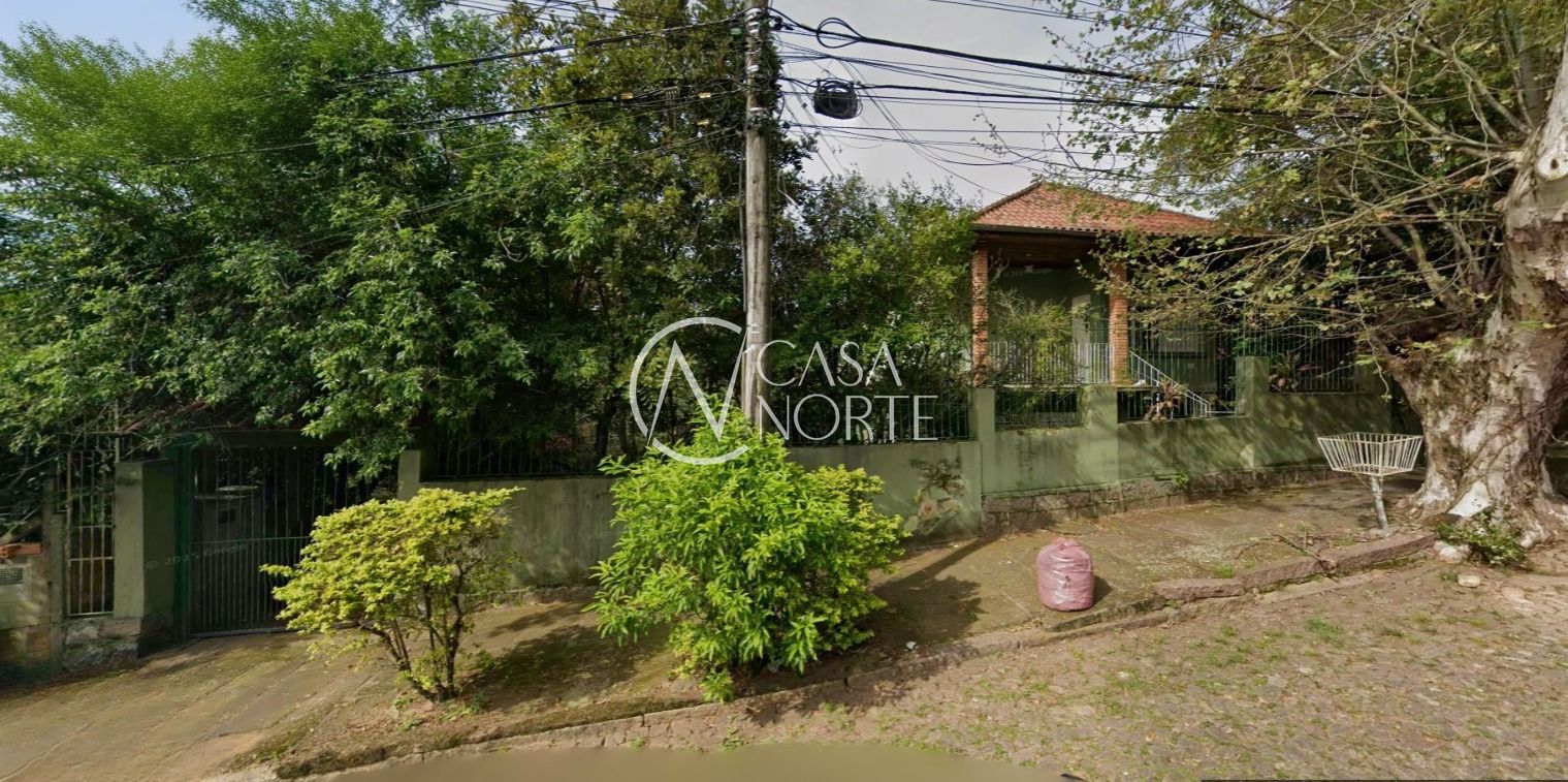 Casa à venda com 6 quartos, 410m², 4 vagas, Rua Professor Emílio Meyer no bairro Vila Conceição em Porto Alegre